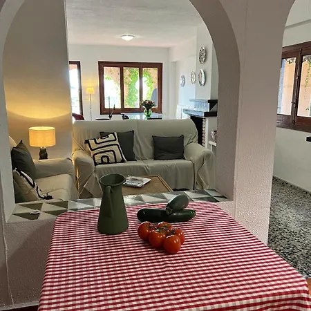 Dom wakacyjny Casa Enredadera *